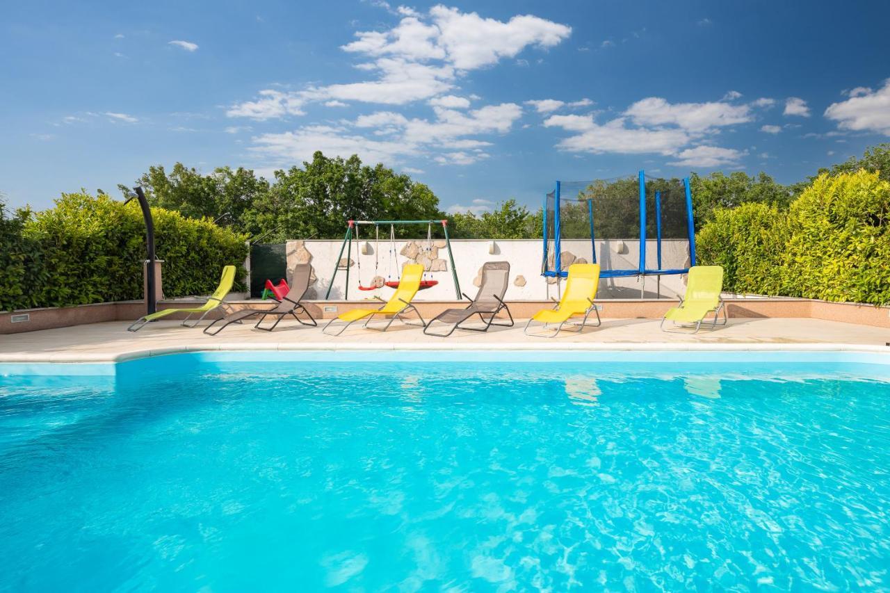 Holiday Residence Maja Katuni Екстер'єр фото