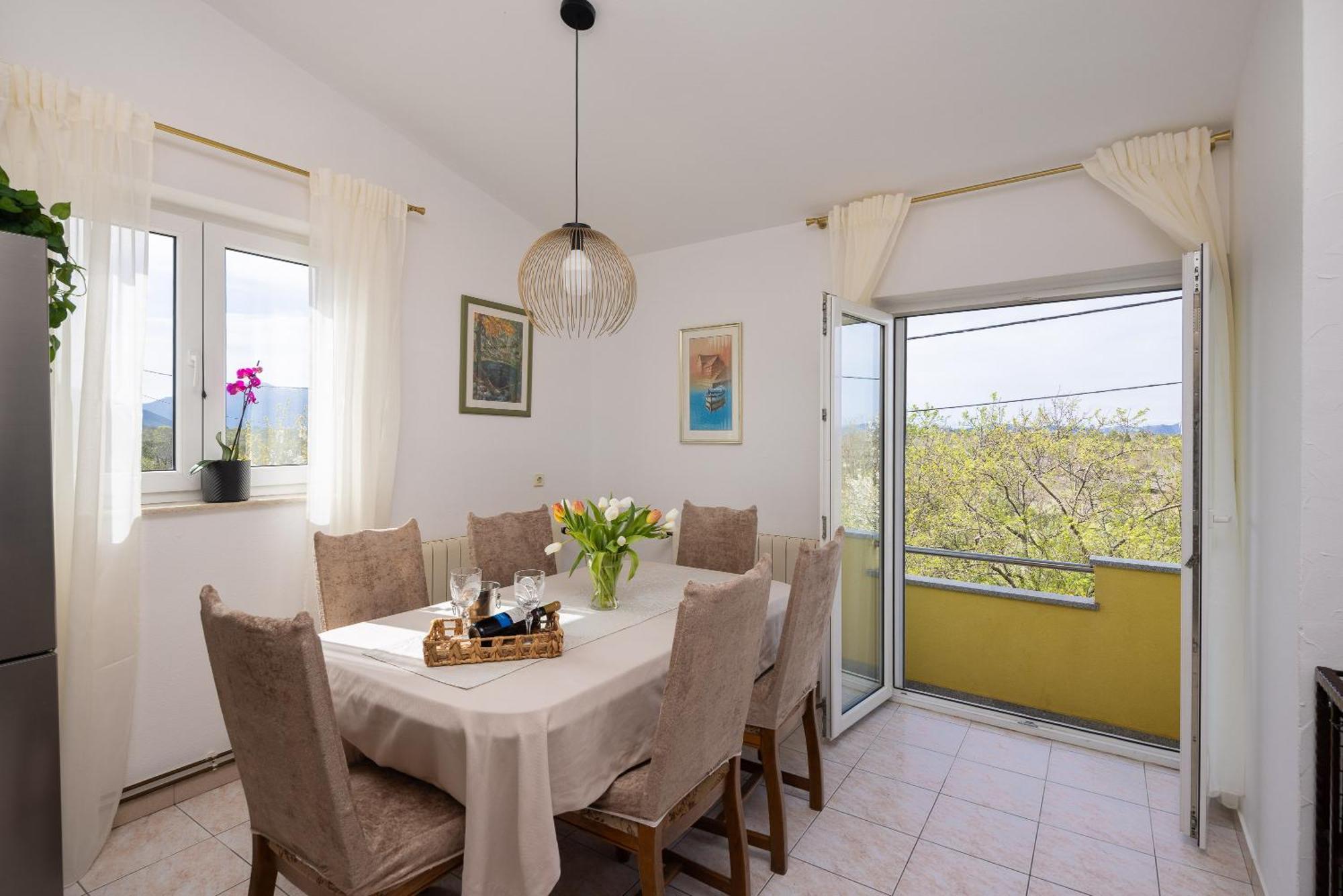 Holiday Residence Maja Katuni Екстер'єр фото