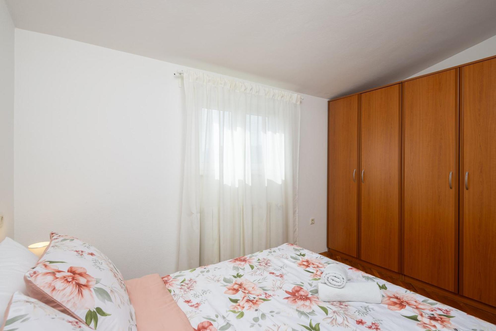 Holiday Residence Maja Katuni Екстер'єр фото