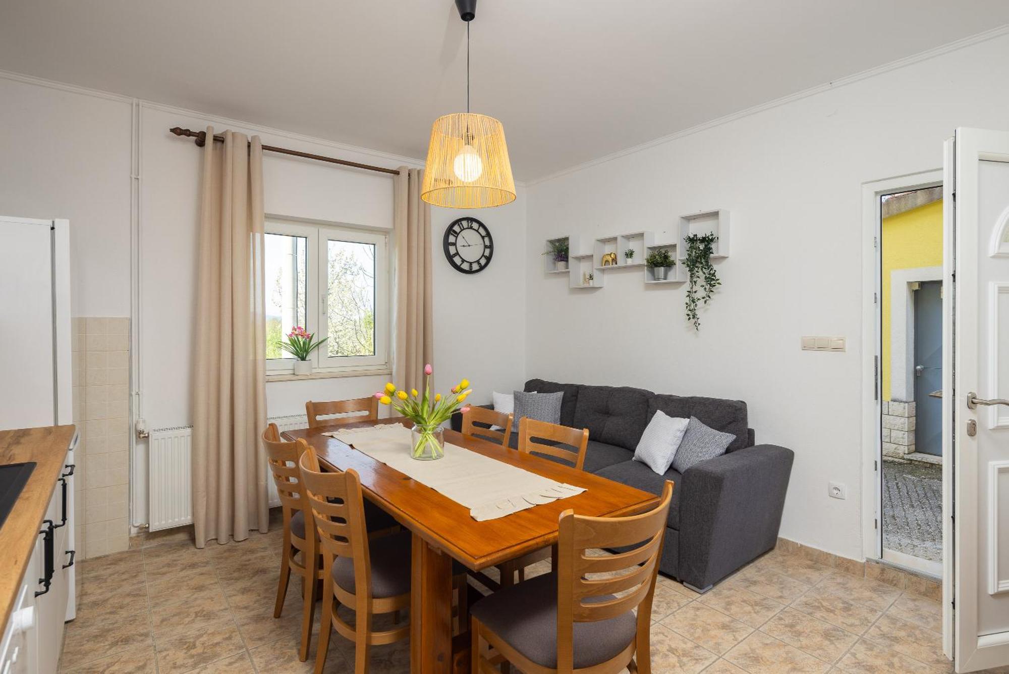 Holiday Residence Maja Katuni Екстер'єр фото