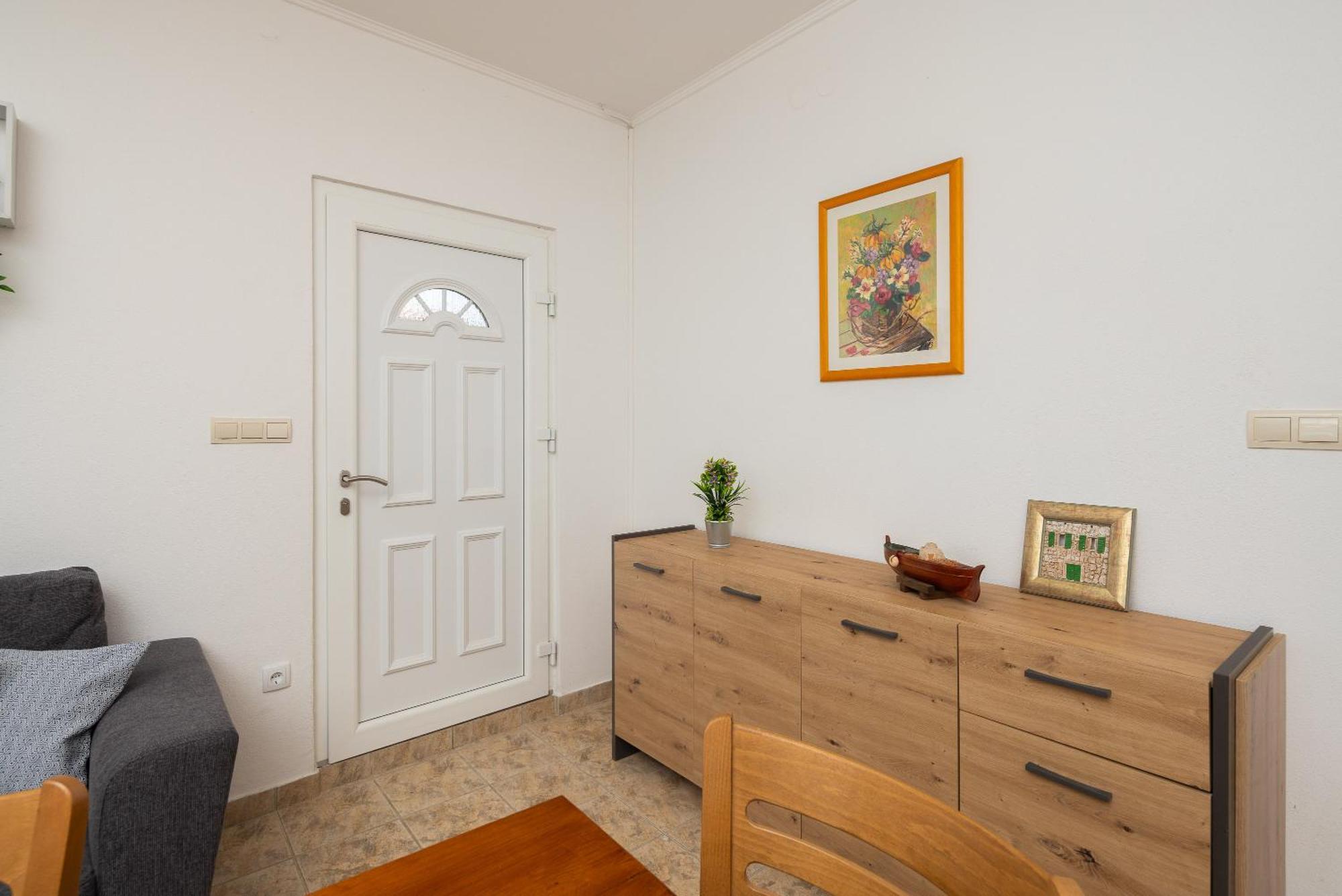 Holiday Residence Maja Katuni Екстер'єр фото