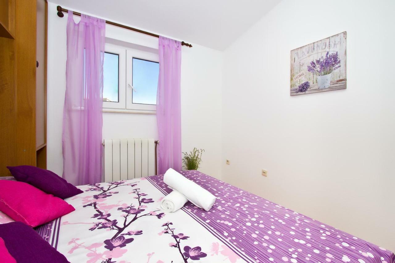 Holiday Residence Maja Katuni Екстер'єр фото