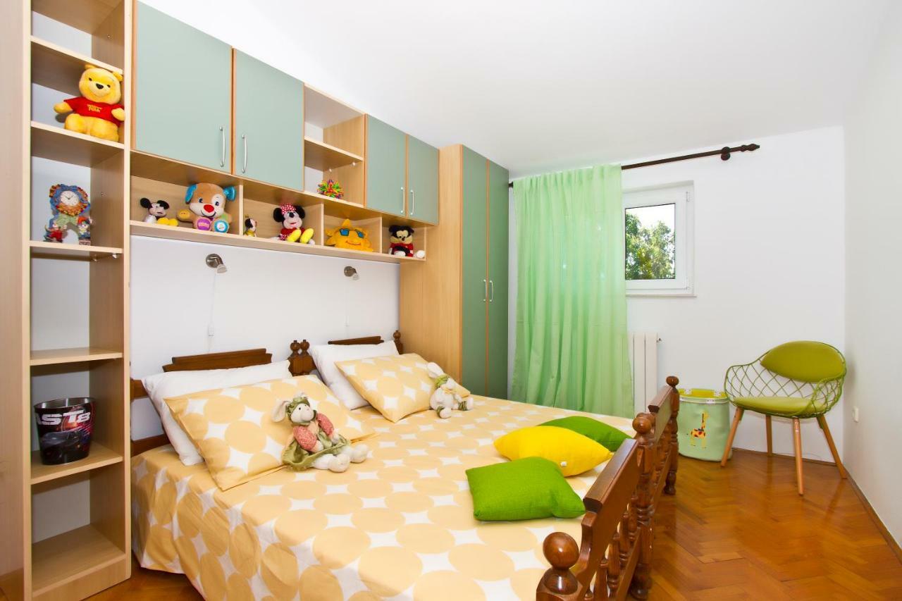Holiday Residence Maja Katuni Екстер'єр фото